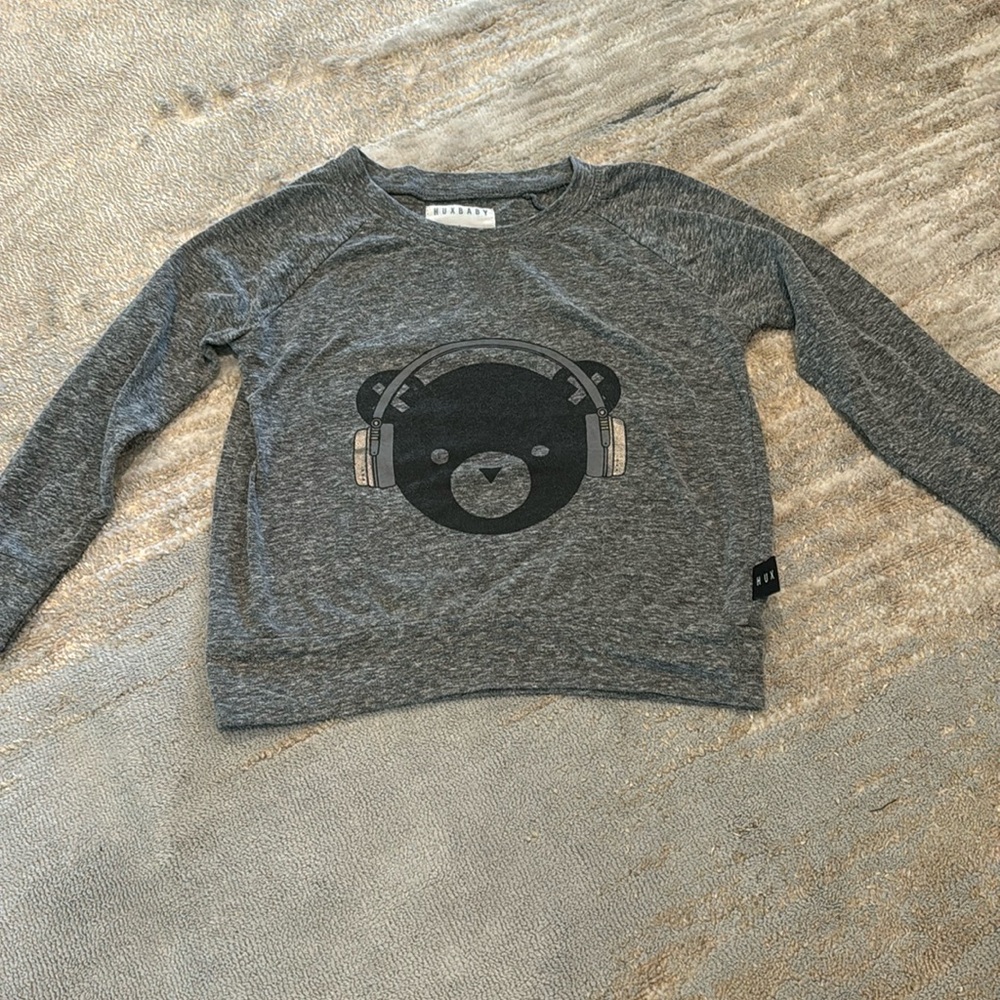 Huxbaby size 3 Heather grey tshirt